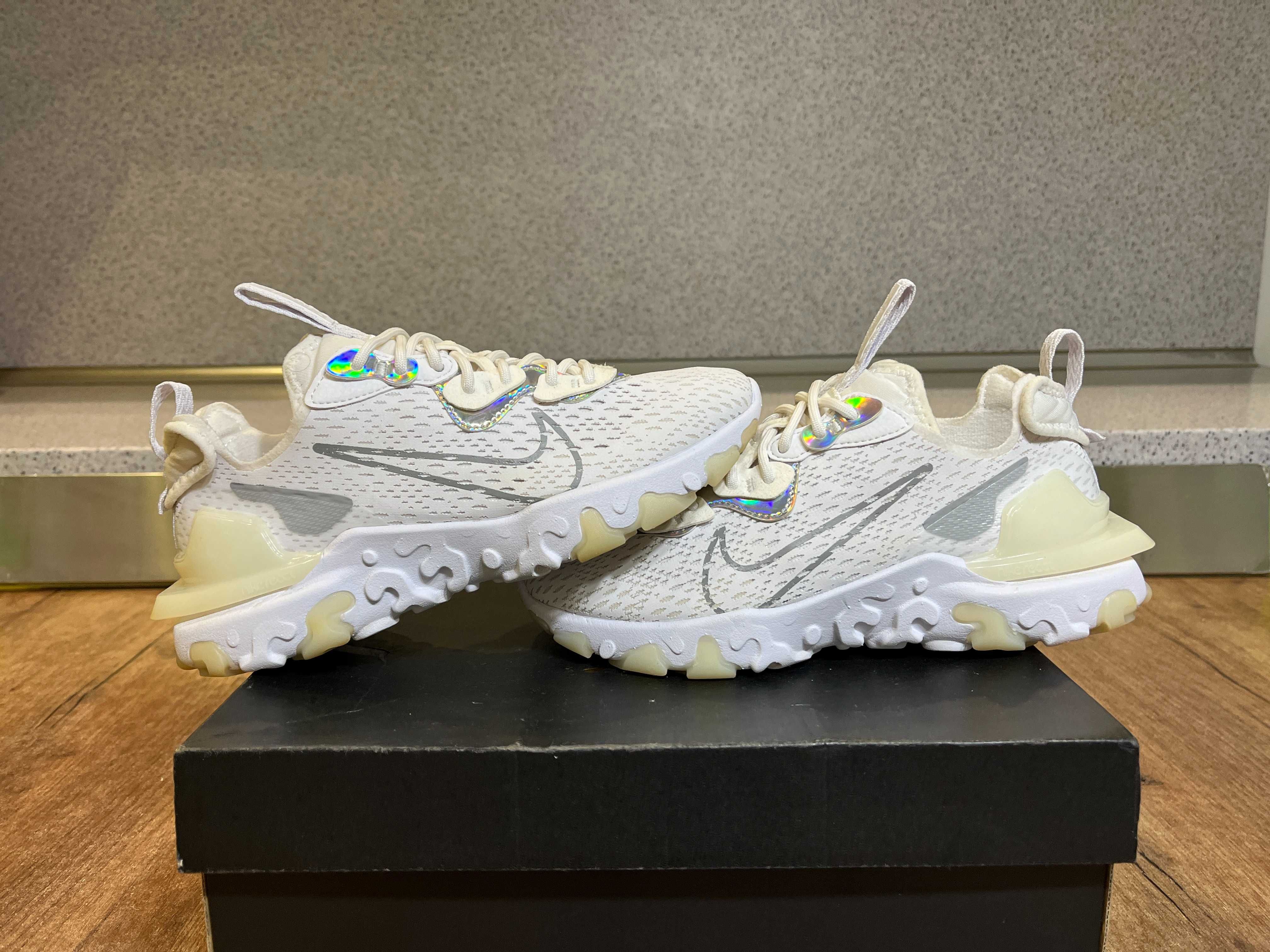 ОРИГИНАЛНИ *** Nike React VisionWhite Particle Grey