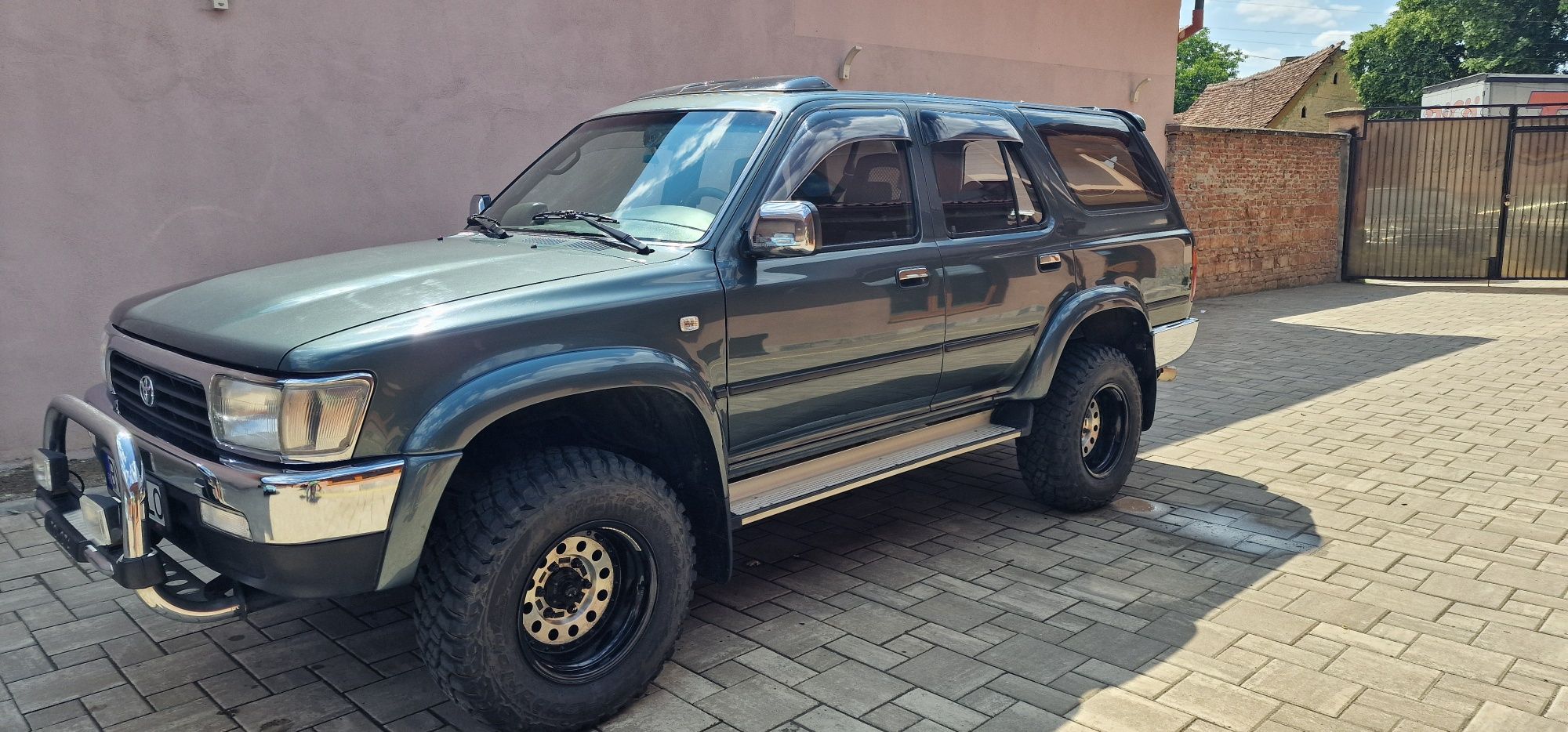 Vand Toyota Runner , an fabricatie 1994