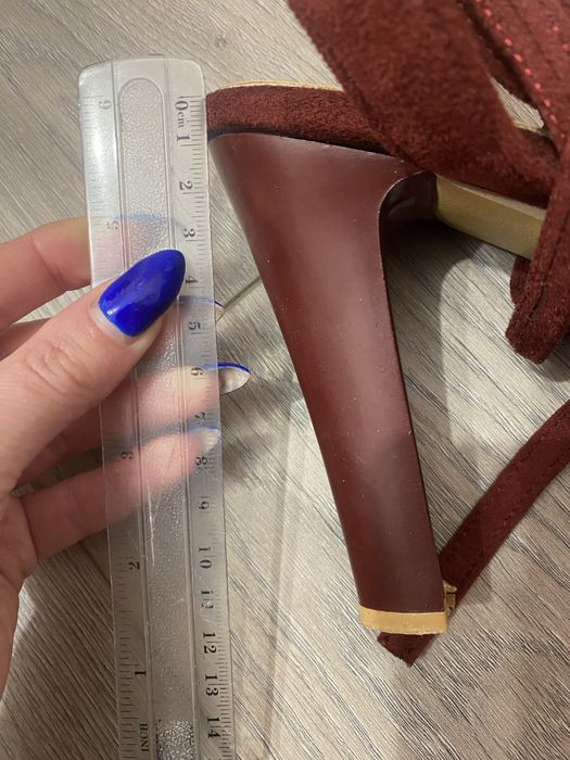 Дамски обувки