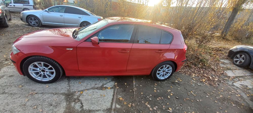 BMW Seria 1 Bmw 116 i 2008.       Schimb cu automata
