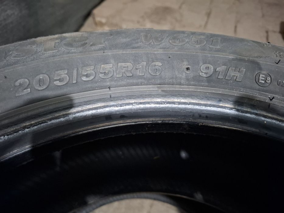 Vand anvelopa de iarna petlas