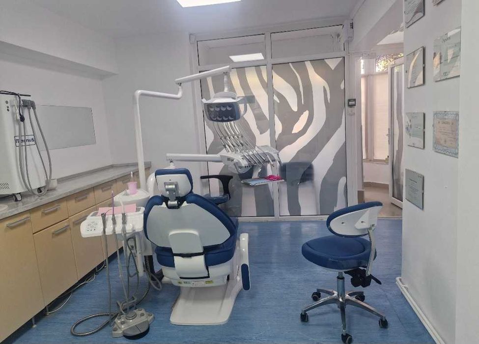 Unit dentar modern stare foarte buna