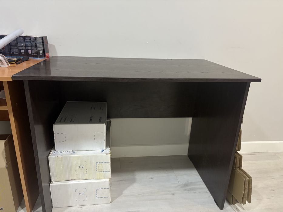 !!Срочно!! Продается офисный стол за приемлемую цену