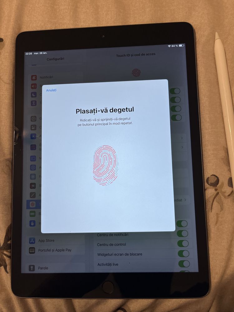 IPad 8 (2020) 32gb apple pencil 1