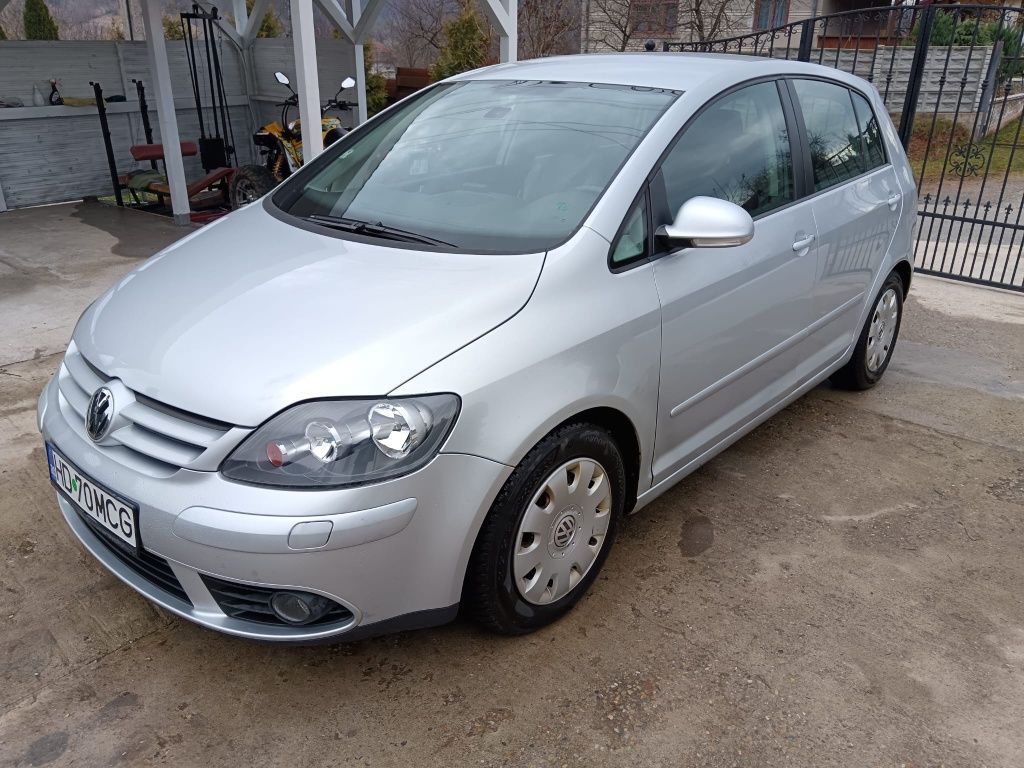 Golf 5 Plus motor 1.6 benzină