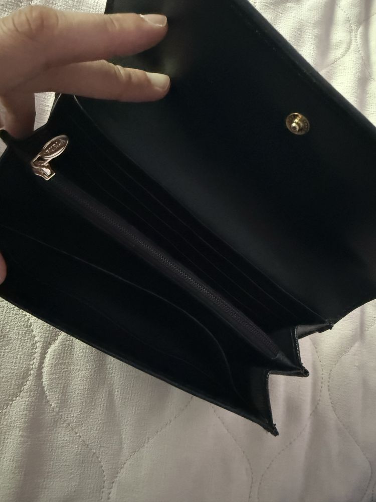 Протмоне Furla, естествена кожа, ново