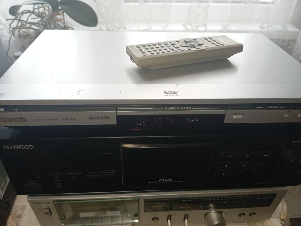 Dvd cd mp3 Плеър Panasonic DVD-S35