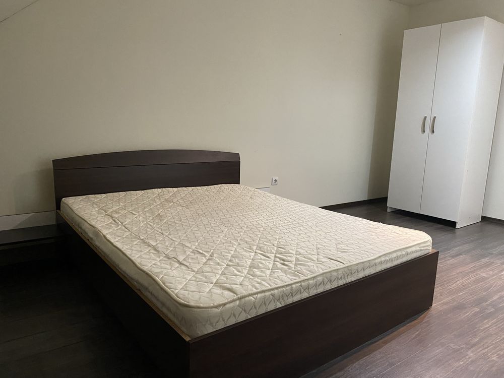 Persoana fizica Inchiriez apartament Valea Aurie