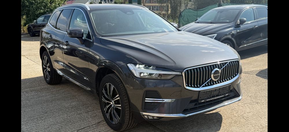 VOLVO XC 60 2022 2.0 197CP 4x4 Automat Camera Head up Ful Led Facelift