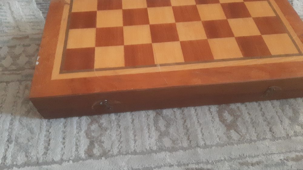 Продам шахматы самовывоз