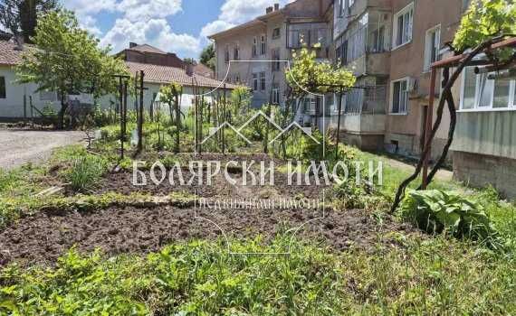 Продава се Многостаен апартамент в Павликени - 100 кв.м за 561 €/кв.м - Снимка #14