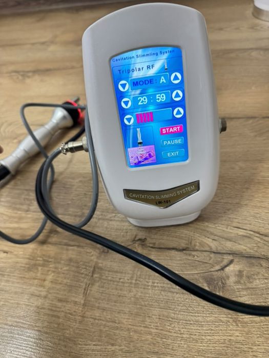 Aparat cosmetic cavitatie, radiofrecventa