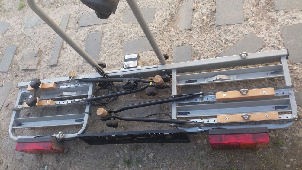 suport   thule   pentru  2   biciclete