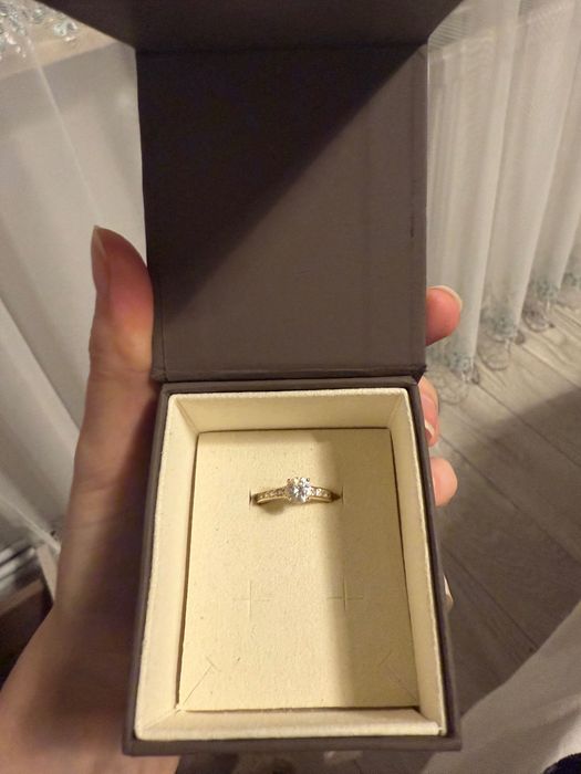 Inel de Logodnă Teilor