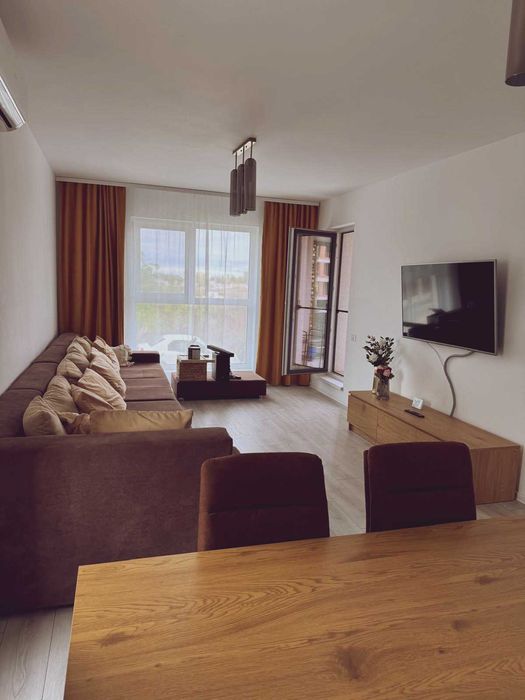 Apartament cu 3 camere 98mp + loc de parcare