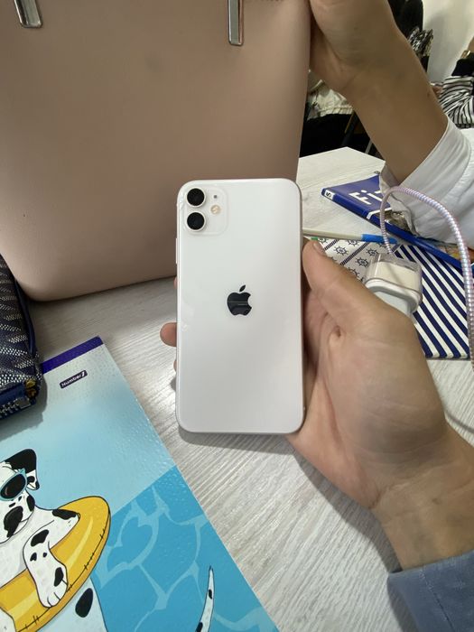 Iphone 11 rangi oq