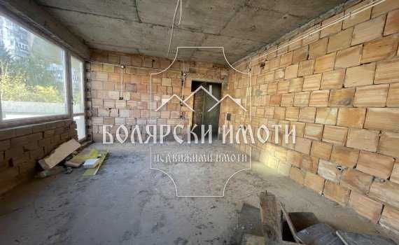 Тристаен апартамент в кв. Бузлуджа