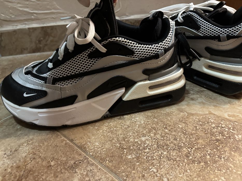 Обувки Nike furyosa