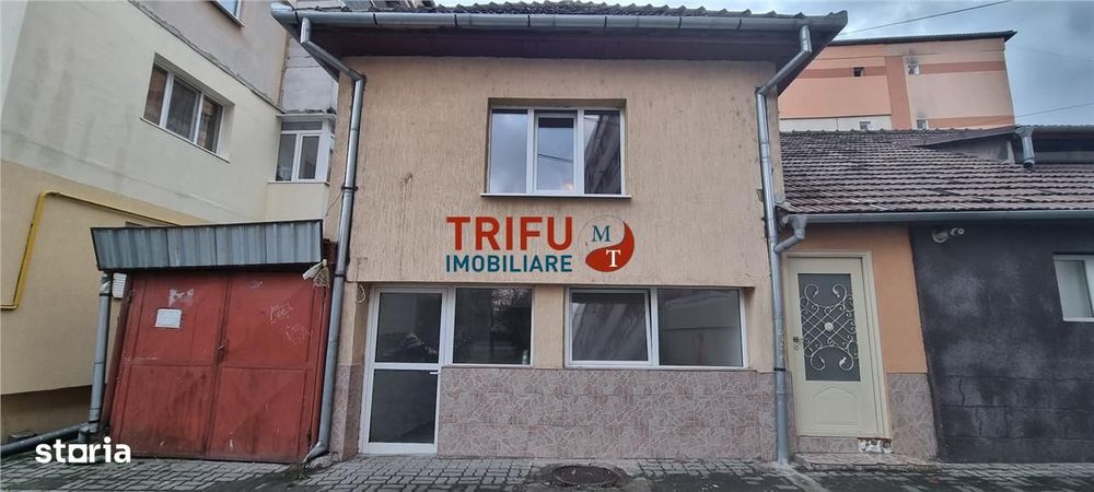 Casa  de locuit si spatiu comercial  de vanzare Cetate