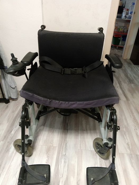Инвалидная коляска