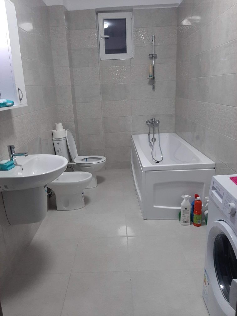 Apartament de închiriat