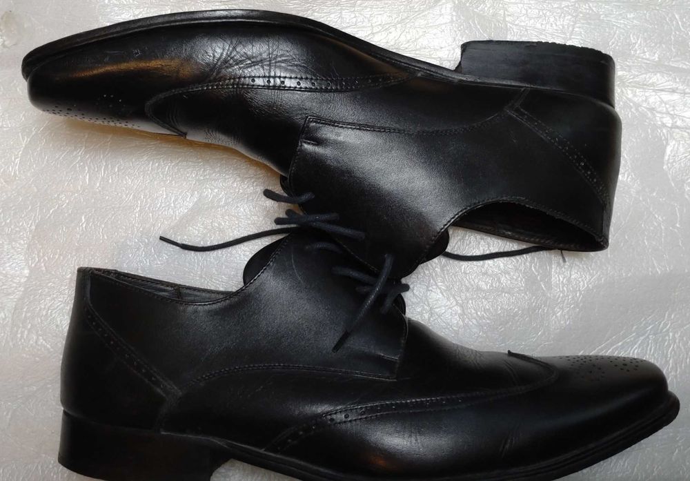 Продавам мъжки обувки Atomic Prime