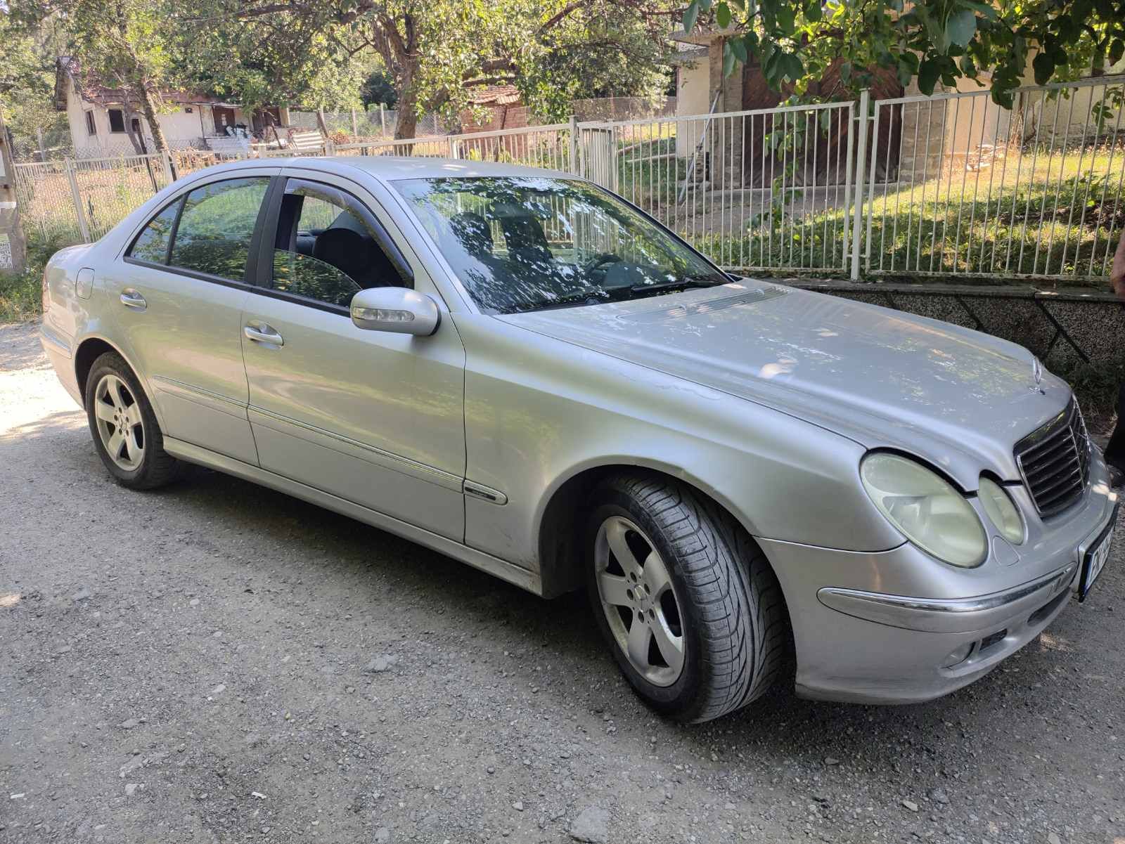 Мерцедес Бенц Е 270