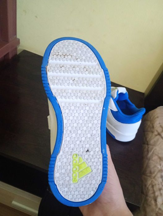 Обувки Adidas 32номер