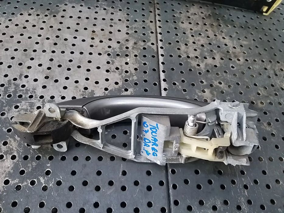 Maner usa dreapta fata vw touareg 7l 7l0837886e