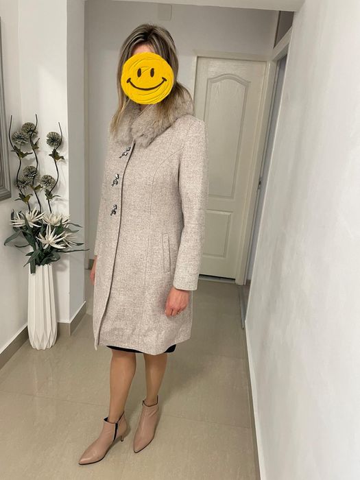 Se vinde palton Rose Mary calitate excelentă