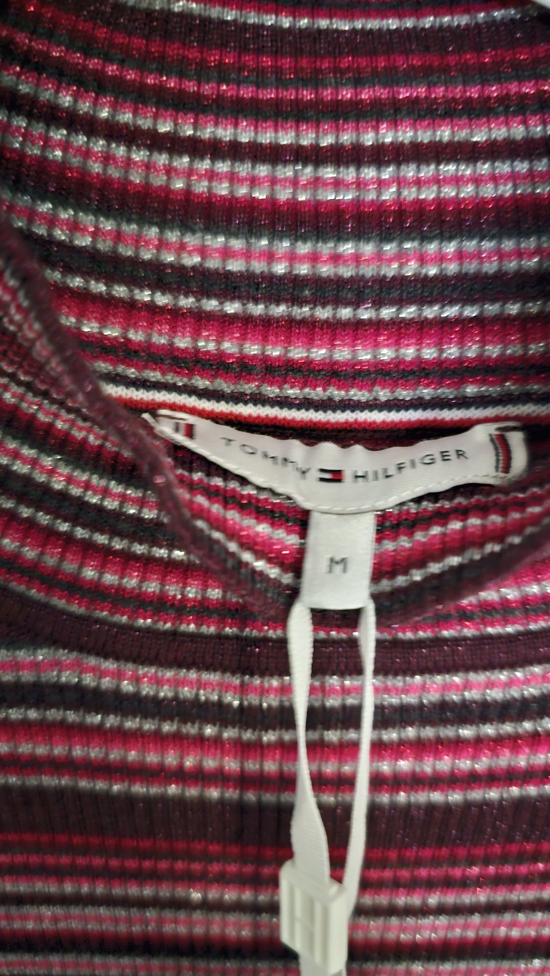Нова рокля Tommy Hilfiger