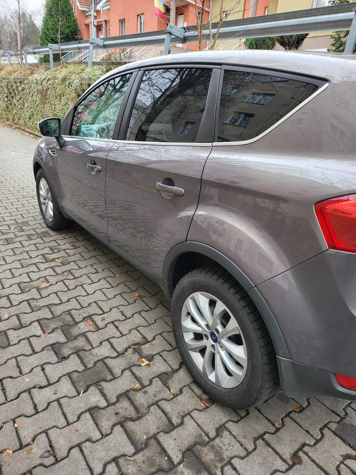 Ford Kuga Titanium în stare foarte bună