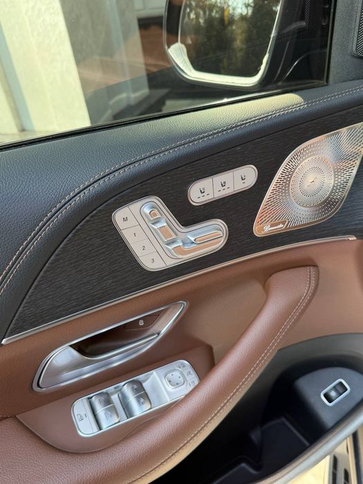 Mercedes-Benz GLS 450 год 2024