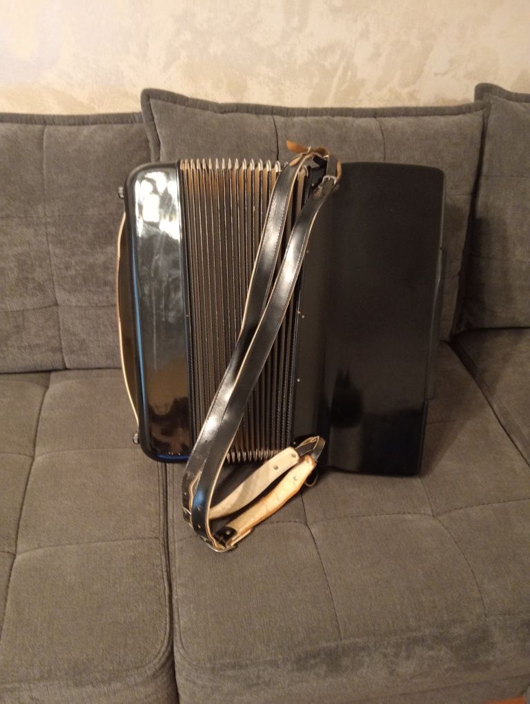 Vând hohner Atlantic de lux 4