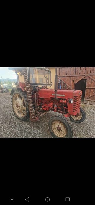 Tractor mccormick d439