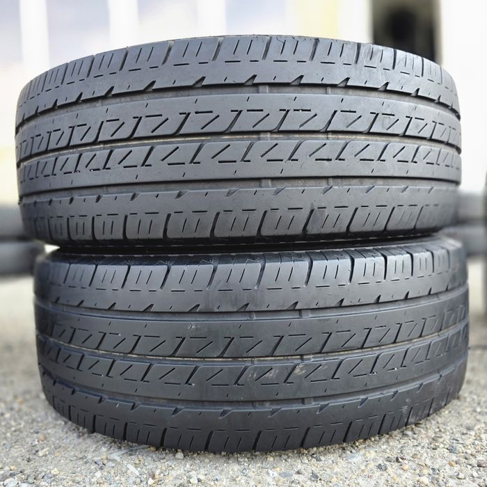 2x 235/65/16C VARA LASSA 121/119 Stare impecabila