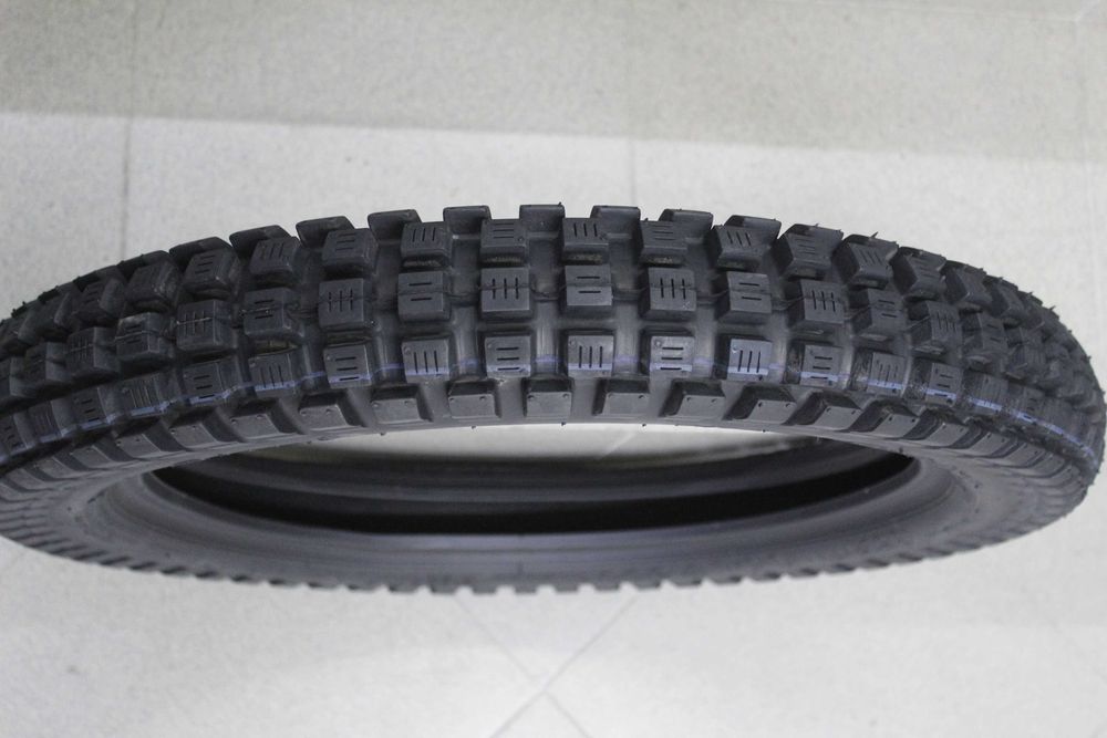 3.50-17 Vee Rubber