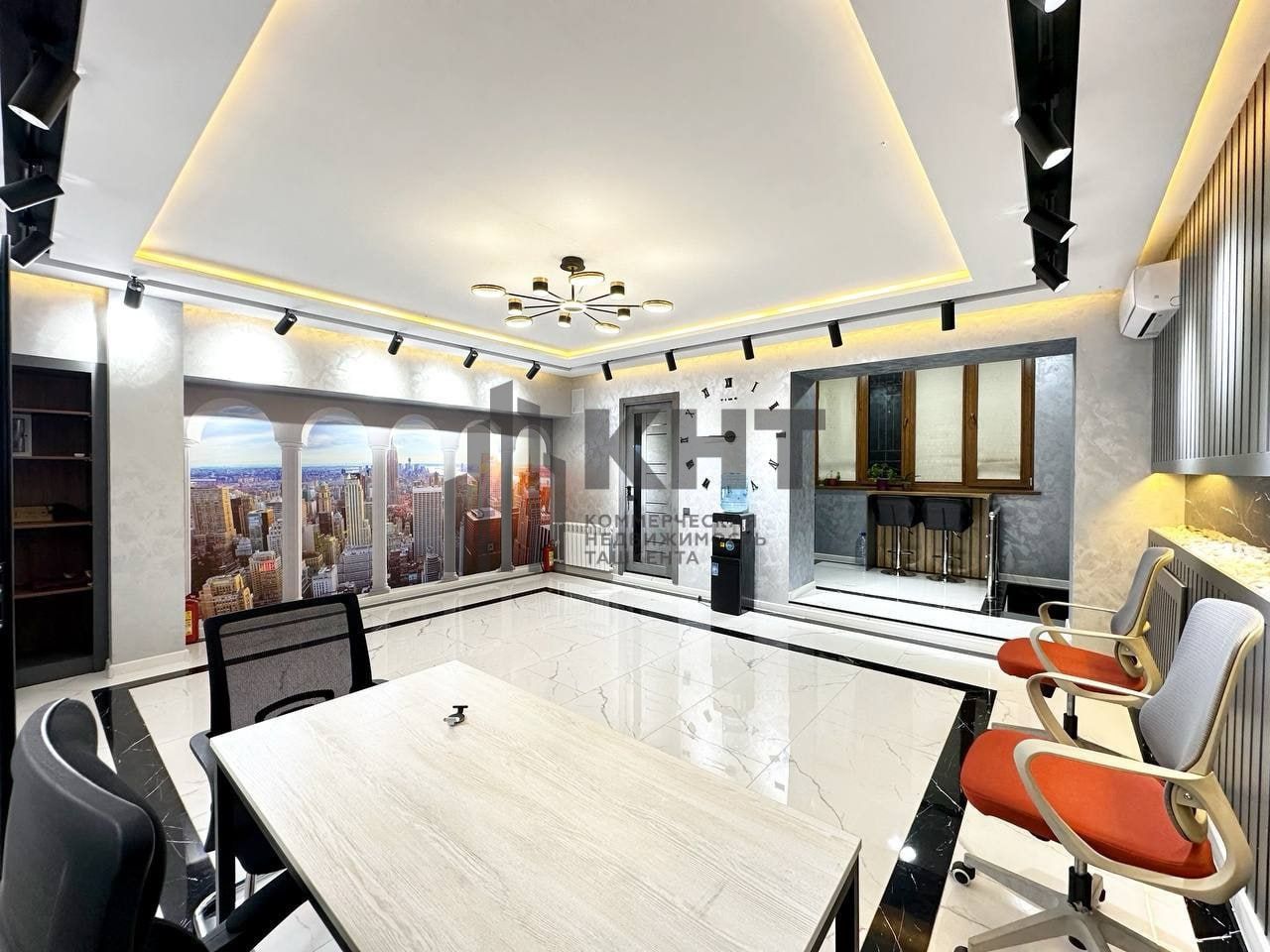 Сдается под офис, магазин, бутик, тур фирма. Ор. Hyatt, Ц-4