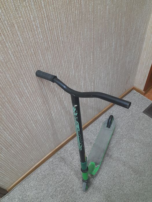 Продаю самокат в нормальной состоянии