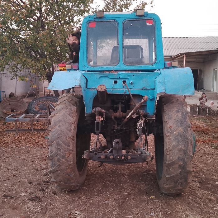 Mtz 80 sotiladi yaxshi