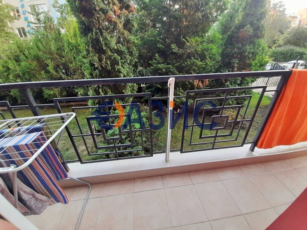 Продава се Тристаен апартамент в к.к. Слънчев бряг - 70 кв.м за 1086 €/кв.м - Снимка #10