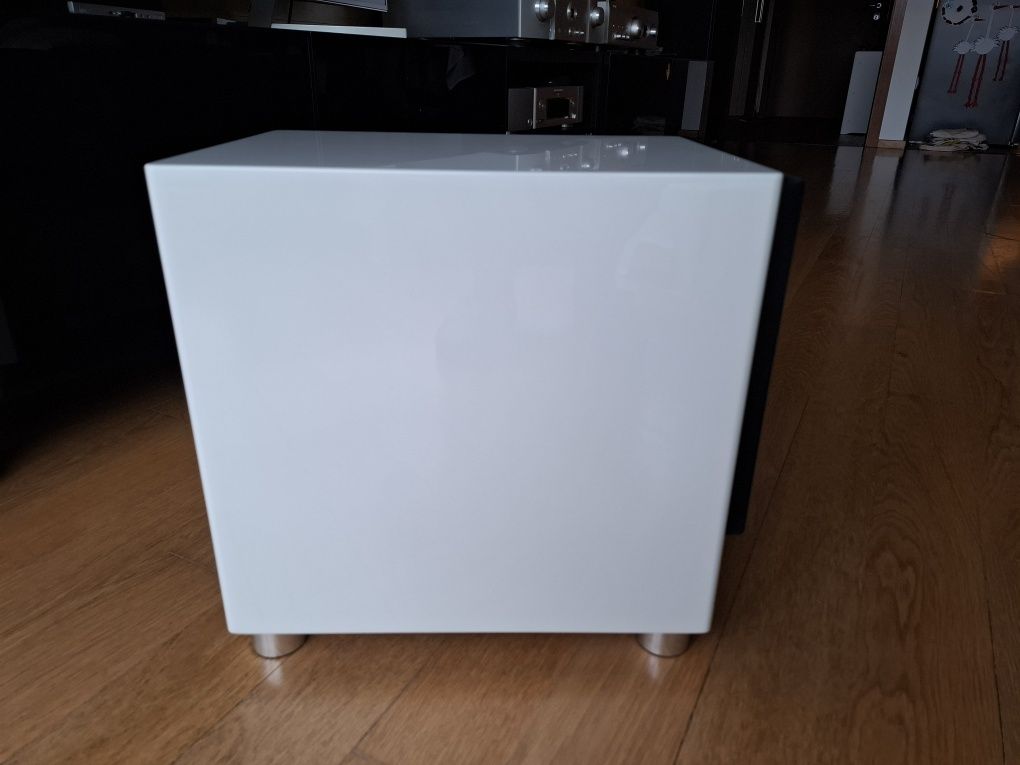 Активен subwoofer Canton SUB 900