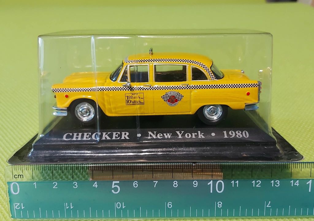 Цена: 30лв. CHECKER New York 1980