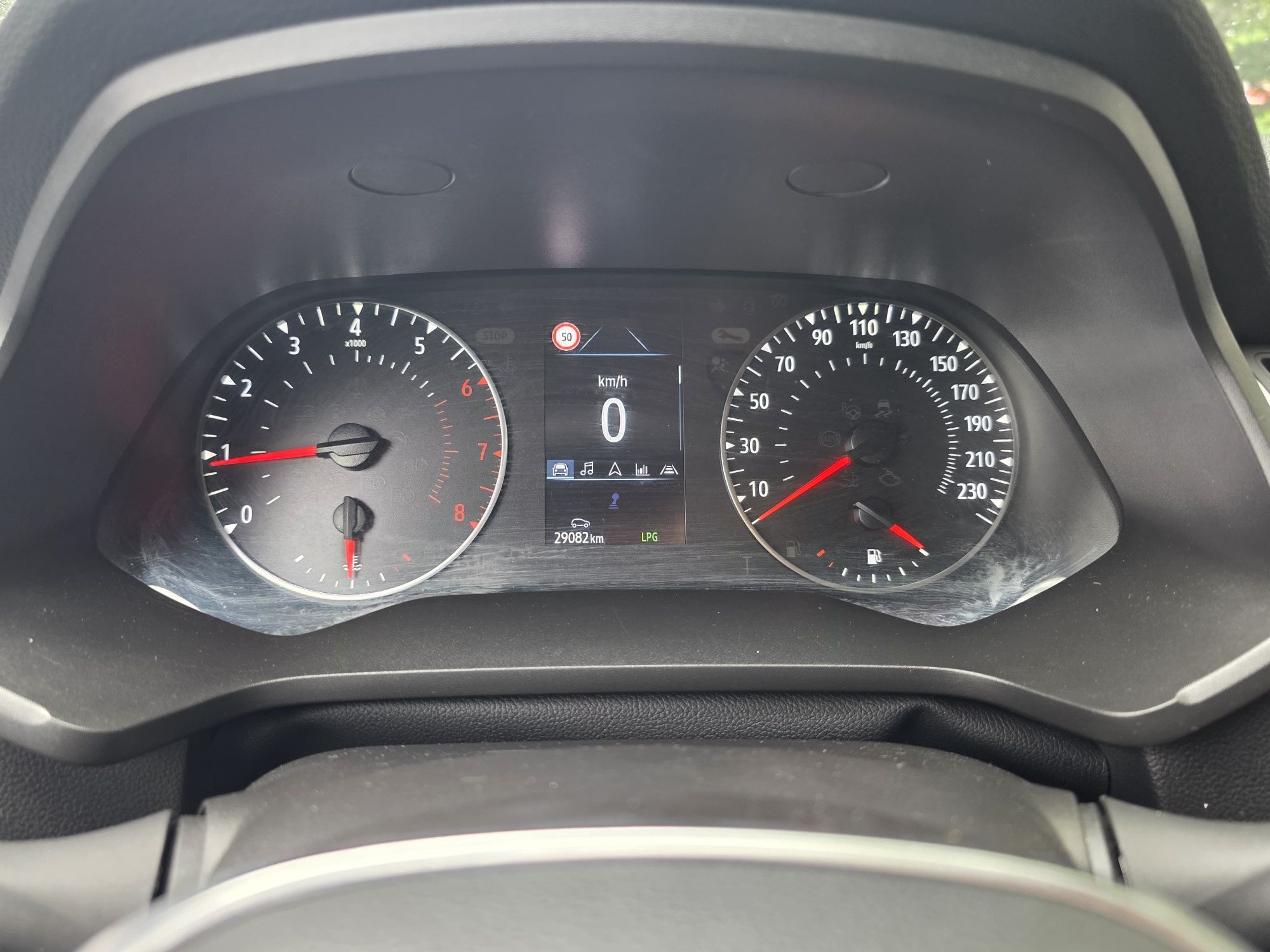 Renault camptur an 2024 preț 18500e