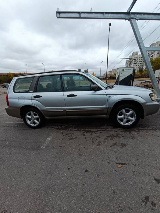Subaru Forester 2.0 газ