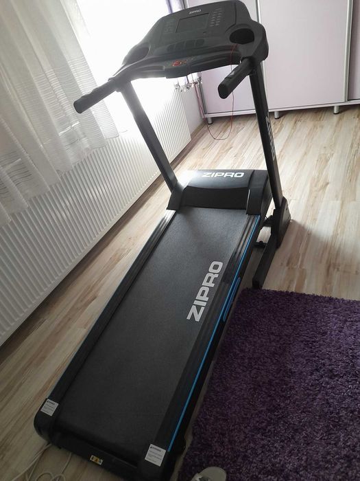 Vand banda de alergat putin folosita