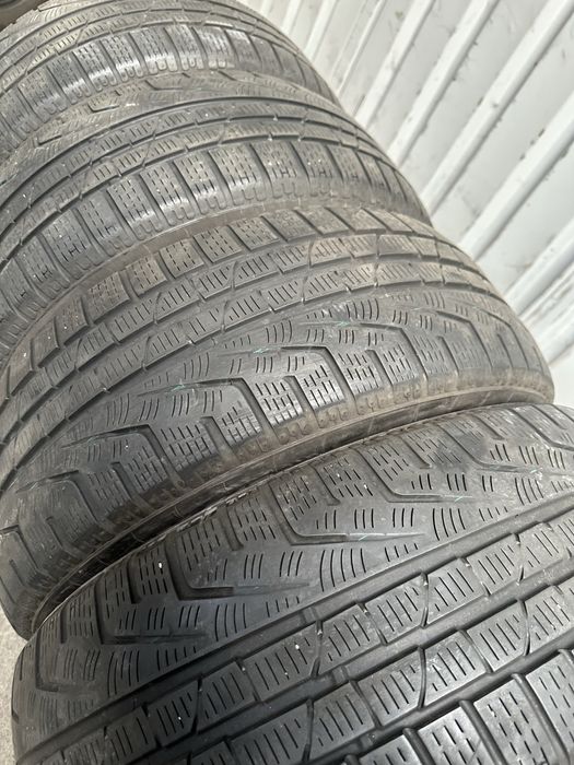 Set anvelope 225/50 R17 PIRELLI iarnă (m+s)