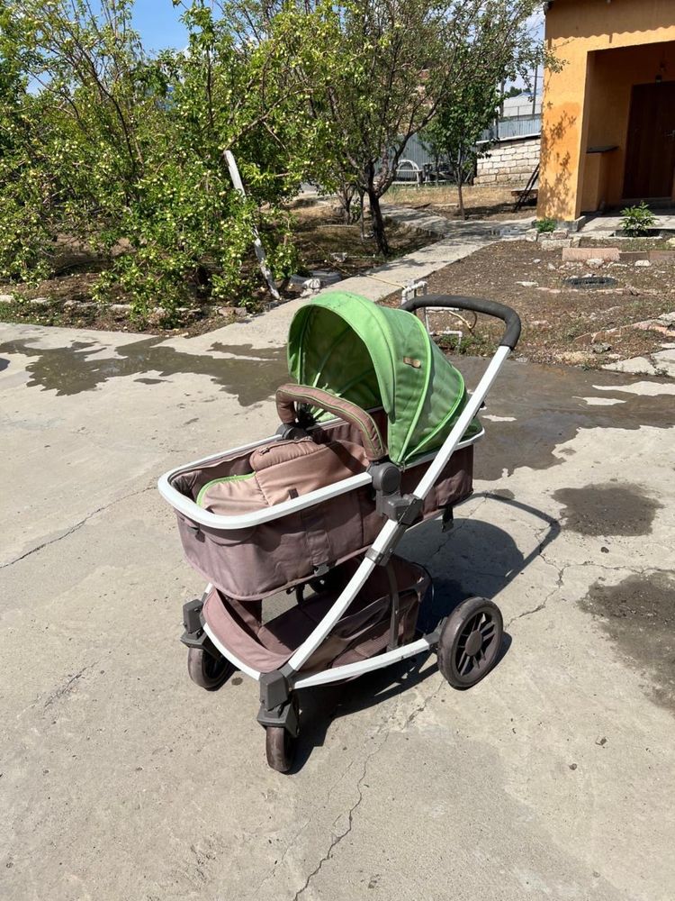 Коляска в отличном состоянии