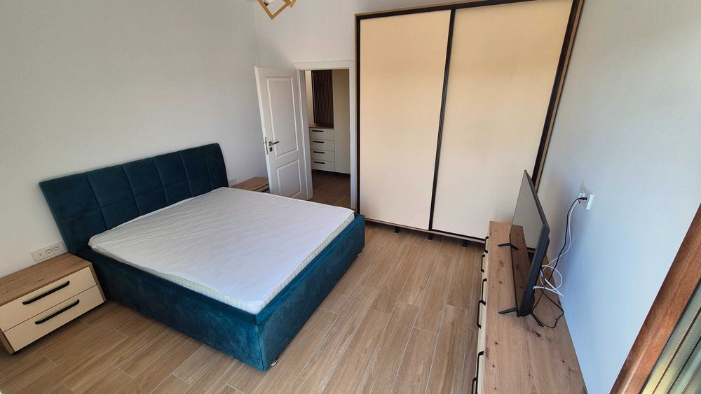 Proprietar 3 camere,  imobil nou.