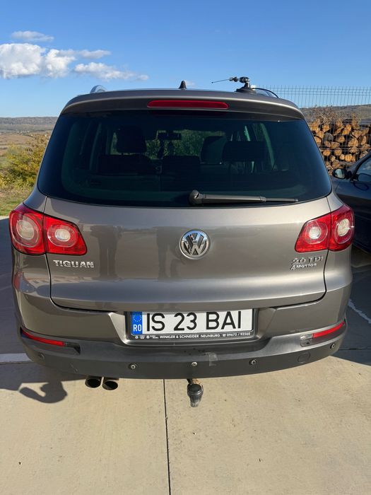 Vând VW Tiguan, 2011, diesel, 4x4 permanent, 8600 euro.